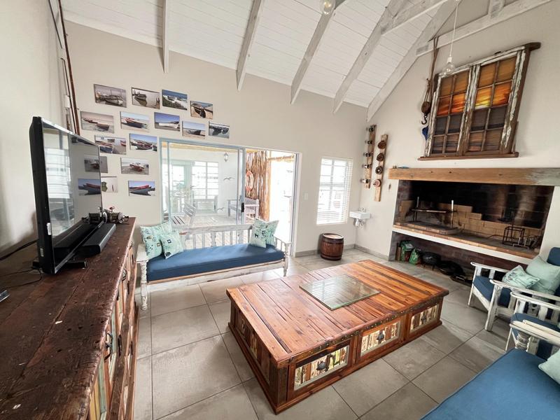 4 Bedroom Property for Sale in Dwarskersbos Western Cape
